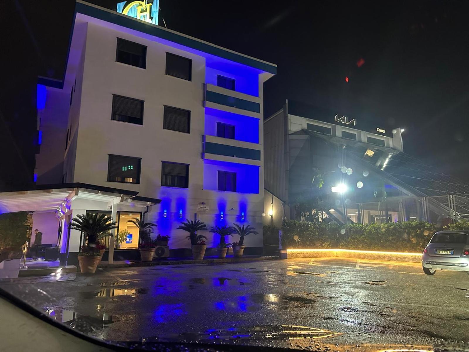 Hotel Clinton Касория Экстерьер фото